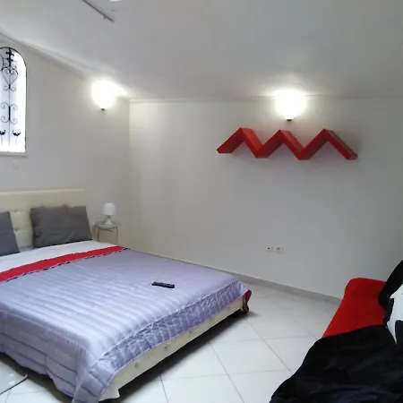 Cozy Minimal Apartment Piräus Exterior foto